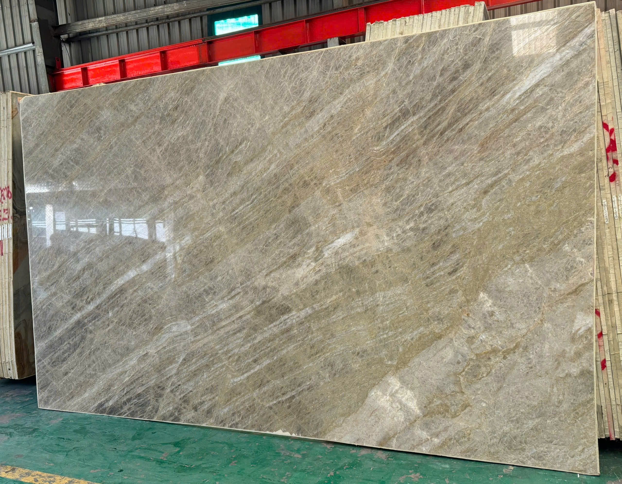 TAJMAHA WHITE